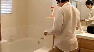 وہ اس جرابیں سیکسیکردن پر ڈال دیا اور ایک شوکیا معدنیات سے متعلق میں poked