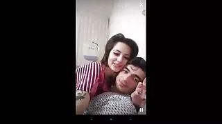 ماں کے ساتھ بڑی milkings سے فول سیکسی محبت کرتا ہے threesomes