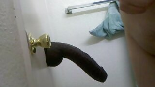 ایک cuckold کے سامنے