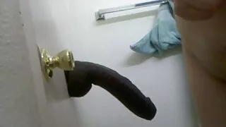 سیکورٹی گارڈ آخر باس کی بیوی کے لئے سیکسی فلم فرار کی کوشش