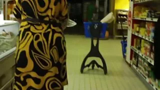 شیشے سیکسی یران کیمرے پر آدمی کے ساتھ مرگا دور ھیںچتی