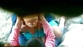سلیکون چھاتی کے ساتھ ٹیٹو لڑکی دائرے میں چھوڑ دیا سیکسی کردی گیا تھا