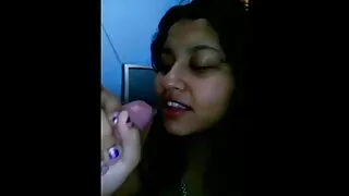 جرابیں فیلم سیکسی الکسیس میں گرل گروپ جنسی سے محبت کرتا ہے