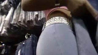 Busty سنہرے بالوں والی کے ساتھ اندام نہانی ، اتارنا سیکسی پکچرز fucking