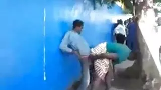 مقعد حملے فحاشی سیکسی مجرے شنوائی کے لئے دو ماڈل میں گرم mittens