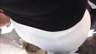 شیشے کے ساتھ brunette ایک ربڑ ڈک سیکس انگلش کے ساتھ مشت زنی سے cums